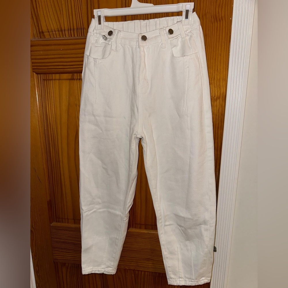 woman’s jeans